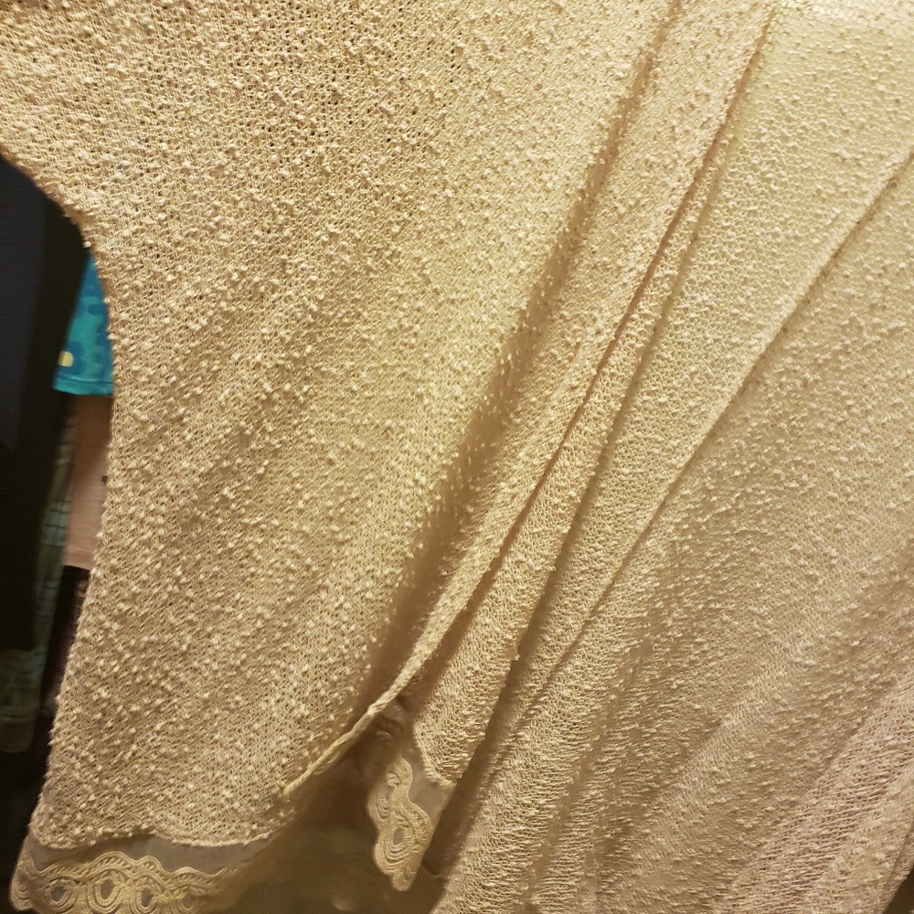 Sweater - Picture 2 of 4